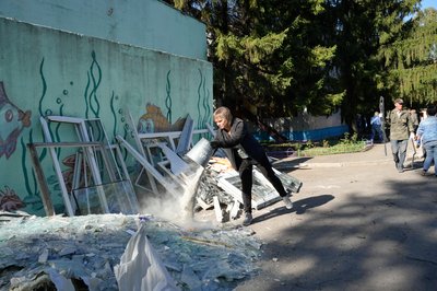 Наслідки ударів РФ по Індустріальному району Харкова