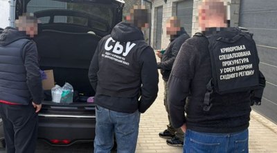 15 тис. доларів за рішення ВЛК про звільнення від служби: трьом жителям Дніпропетровщини повідомили про підозру 15 тис. доларів за рішення ВЛК про звільнення від служби: трьом жителям Дніпропетровщини повідомили про підозру