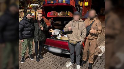 "Люди запалювалися і питали, чим можуть допомогти ще раз": волонтерка з Хмельниччини підтримує Україну з Німеччини "Люди запалювалися і питали, чим можуть допомогти ще раз": волонтерка з Хмельниччини підтримує Україну з Німеччини