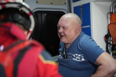 Віталій Головін — поранений власник згорілої квартири у Харкові, 11 червня 2025 року Віталій Головін — поранений власник згорілої квартири у Харкові, 11 червня 2025 року