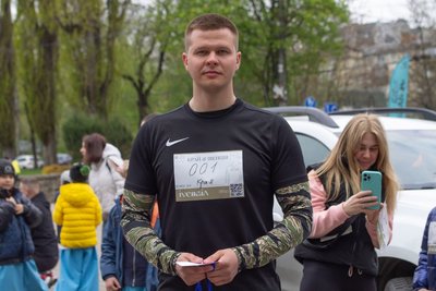 Пам’яті 22-річного воїна Михайла Трофимука: у Луцьку відбувся благодійний забіг
