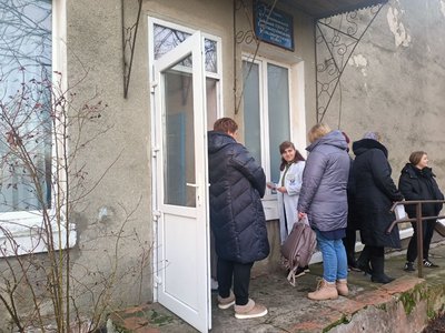 Як працює мобільна гінекологічна бригада на Волині Як працює мобільна гінекологічна бригада на Волині