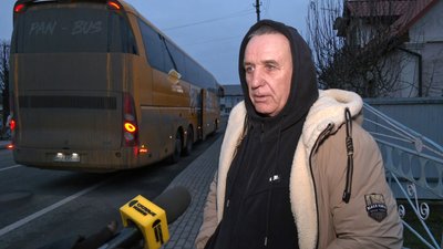 "Пасажири втомились": черги на кордоні "Пасажири втомились": черги на кордоні