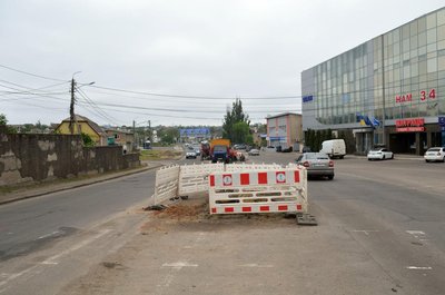 У Миколаєві на вулиці Троїцькій замінюють аварійну ділянку водомережі У Миколаєві на вулиці Троїцькій замінюють аварійну ділянку водомережі