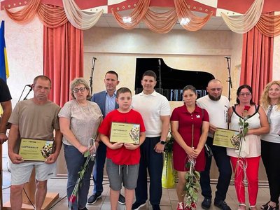 На Одещині 22 родини ветеранів і полеглих захисників отримали житлові сертифікати На Одещині 22 родини ветеранів і полеглих захисників отримали житлові сертифікати