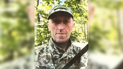 На Чернігівщині попрощалися з чотирма військовими ЗСУ На Чернігівщині попрощалися з чотирма військовими ЗСУ