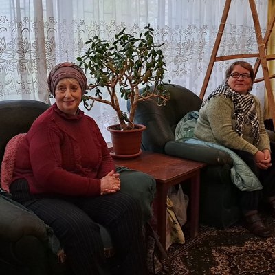 TikTok для людей похилого віку: підопічні Житомирського терцентру знімаються у відеороликах TikTok для людей похилого віку: підопічні Житомирського терцентру знімаються у відеороликах