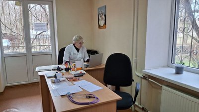 "Хочеться, щоб в нас повірили": у Черкасах працює педіатрична амбулаторія Маріуполя "Хочеться, щоб в нас повірили": у Черкасах працює педіатрична амбулаторія Маріуполя