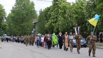 На Кіровоградщині попрощались з трьома військовими На Кіровоградщині попрощались з трьома військовими