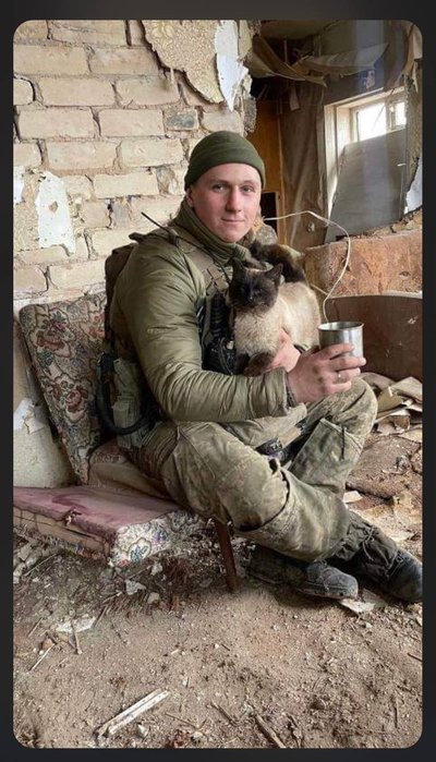 "Він був там, де був найщасливішим" — сестра десантника з Житомирщини Наталія "Він був там, де був найщасливішим" — сестра десантника з Житомирщини Наталія