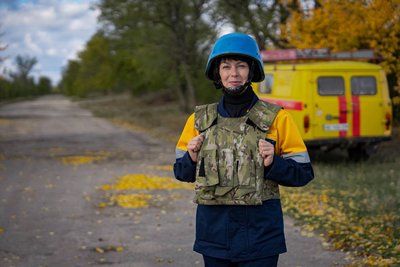 "Працюємо під обстрілами" Попри постійну небезпеку повертають людям газ "Працюємо під обстрілами" Попри постійну небезпеку повертають людям газ