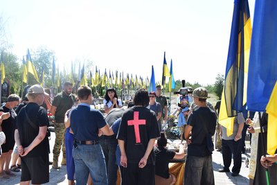 У Петровому на Кіровоградщині попрощались з Миколою Гончаровим У Петровому на Кіровоградщині попрощались з Миколою Гончаровим