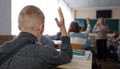 Чи будуть зміни в освіті: дистанційно чи очно мають навчатися діти-переселенці на Черкащині Чи будуть зміни в освіті: дистанційно чи очно мають навчатися діти-переселенці на Черкащині