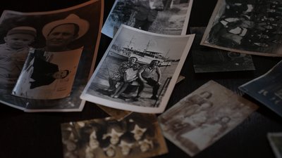 Родинні фото, які збереглися у Леоніда Левандовського, листопад 2025 року, Хмельниччина Родинні фото, які збереглися у Леоніда Левандовського, листопад 2025 року, Хмельниччина