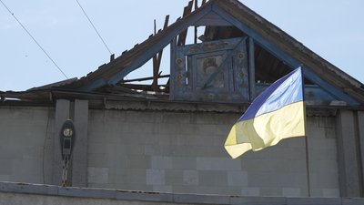 Семенівка на Чернігівщині: через дронів-ждунів заховали автівки та пересіли на велосипеди Семенівка на Чернігівщині: через дронів-ждунів заховали автівки та пересіли на велосипеди