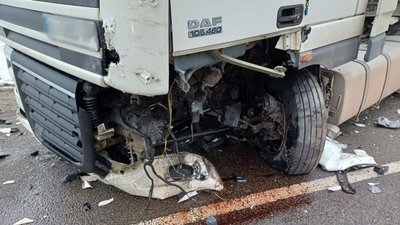 На Черкащині легковик зіткнувся з вантажівкою: подробиці ДТП На Черкащині легковик зіткнувся з вантажівкою: подробиці ДТП