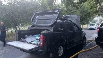 На замовлення спецслужб РФ: у Черкасах підозрюють двох чоловіків, які підпалили авто військових ЗСУ та релейну шафу На замовлення спецслужб РФ: у Черкасах підозрюють двох чоловіків, які підпалили авто військових ЗСУ та релейну шафу