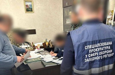 Правоохоронці затримали проректора прикордонної академії Правоохоронці затримали проректора прикордонної академії