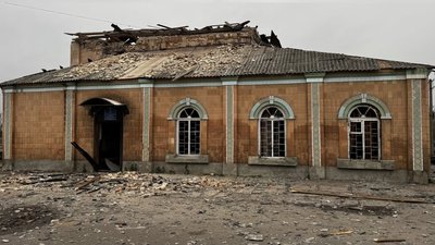 Атака РФ по Новгороду-Сіверському на Чернігівщині 4 листопада 2025 року Атака РФ по Новгороду-Сіверському на Чернігівщині 4 листопада 2025 року