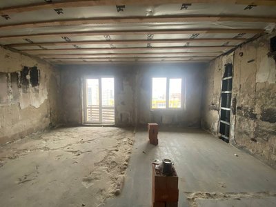 Програма "Віднови дім": місія ЄС перевіряла, як відбудовують зруйновані війною будинки в Ірпені Програма "Віднови дім": місія ЄС перевіряла, як відбудовують зруйновані війною будинки в Ірпені