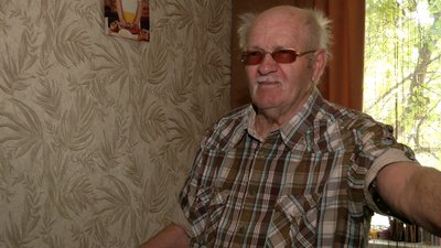 "Ковдра врятувала від осколків": що розповідають очевидці атаки "шахедів" на Чернігів та як ліквідовують наслідки "Ковдра врятувала від осколків": що розповідають очевидці атаки "шахедів" на Чернігів та як ліквідовують наслідки