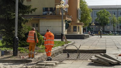 Почали готувати місце для платної вбиральні за понад 3 млн грн у Рівному Почали готувати місце для платної вбиральні за понад 3 млн грн у Рівному