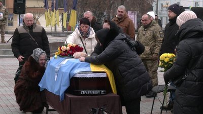 З військовими Миколою Стрибулевичем та Павлом Бедіним попрощалися у Рівному З військовими Миколою Стрибулевичем та Павлом Бедіним попрощалися у Рівному