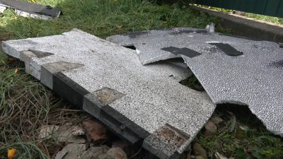 "Вона стояла поряд, а її будинок горів": що розповідають очевидці про атаку БпЛА на Новгород-Сіверський "Вона стояла поряд, а її будинок горів": що розповідають очевидці про атаку БпЛА на Новгород-Сіверський