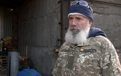 "Хлопцям треба грітися": черкаські волонтери виготовляють буржуйки для військових "Хлопцям треба грітися": черкаські волонтери виготовляють буржуйки для військових