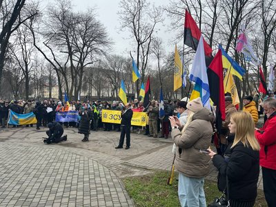 "Цей день — про єднання всіх українців": у Дніпрі провели акцію до дня Соборності України