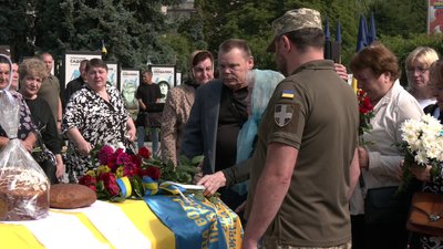 З добровольцем Володимиром Гойдою попрощалися у Рівному З добровольцем Володимиром Гойдою попрощалися у Рівному