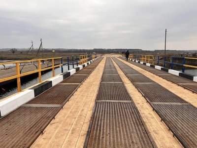 У деокупованій Снігурівській громаді на Миколаївщині облаштували новий міст через річку Інгулець У деокупованій Снігурівській громаді на Миколаївщині облаштували новий міст через річку Інгулець