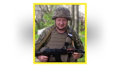 На Чернігівщині попрощалися з військовими Вадимом Арендарем та Віталієм Дудком На Чернігівщині попрощалися з військовими Вадимом Арендарем та Віталієм Дудком