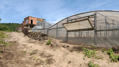 Шлях перших на Прикарпатті помідор та курорт у котловині Дністра. Історія села Городниця Шлях перших на Прикарпатті помідор та курорт у котловині Дністра. Історія села Городниця