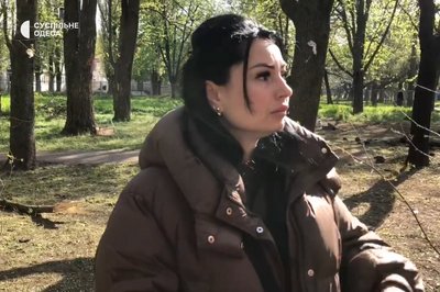 "Я тільки вибігла в коридор — і все посипалося": розповіді одеситів і фото наслідків атаки "Я тільки вибігла в коридор — і все посипалося": розповіді одеситів і фото наслідків атаки