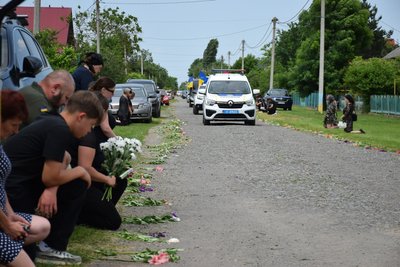 На Закарпатті попрощалися з полеглим захисником Святославом Рубішем На Закарпатті попрощалися з полеглим захисником Святославом Рубішем