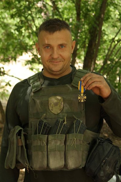 Двоє військових із Дніпропетровщини одержали державні нагороди