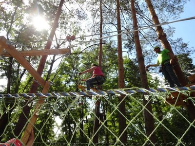 Незряча житомирянка підкорила Говерлу та літала над морем з парашутом