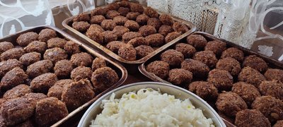 Печиво, пиріжки та голубці: волонтерки на Вінниччині готують смаколики для оборонців Печиво, пиріжки та голубці: волонтерки на Вінниччині готують смаколики для оборонців