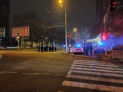 Атаки РФ, поліцейська — переможниця змагань з тхеквондо, ялинка у метро. Головні новини Дніпра та області 17 грудня Атаки РФ, поліцейська — переможниця змагань з тхеквондо, ялинка у метро. Головні новини Дніпра та області 17 грудня