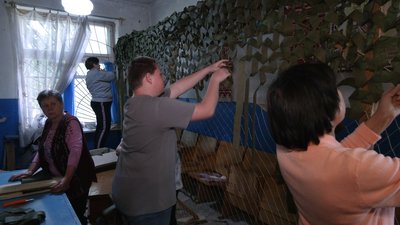 Козу — на ЗСУ: жителі сіл на Чернігівщині розігрують свійських тварин в лотереях, щоб допомогти військовим Козу — на ЗСУ: жителі сіл на Чернігівщині розігрують свійських тварин в лотереях, щоб допомогти військовим