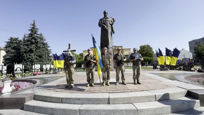 "Його війна почалася з 2014": попрощалися з Максимом Веремейчиком у Рівному "Його війна почалася з 2014": попрощалися з Максимом Веремейчиком у Рівному