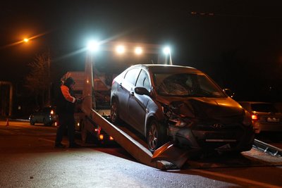 Водійка, яка у Харкові збила двох школярок, працює суддею у Валках Водійка, яка у Харкові збила двох школярок, працює суддею у Валках