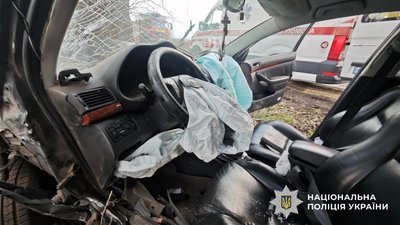 Смертельна ДТП на Херсонщині: водій злетів з дороги між Князівкою та Високопіллям Смертельна ДТП на Херсонщині: водій злетів з дороги між Князівкою та Високопіллям