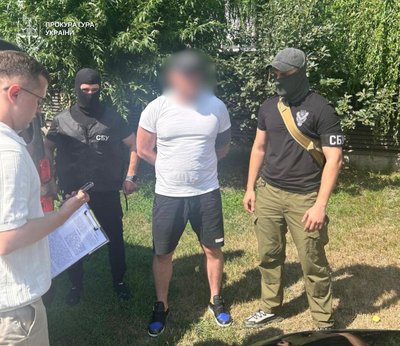 Оборудки на модульних будинках: керівника столичного підприємця підозрюють у заволодінні благодійними коштами Оборудки на модульних будинках: керівника столичного підприємця підозрюють у заволодінні благодійними коштами