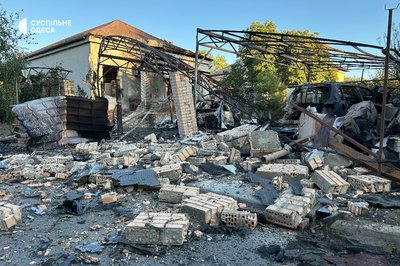 «Зробив це заради людей»: пекар з Ізмаїла врятував родину з пошкодженого атакою РФ будинку «Зробив це заради людей»: пекар з Ізмаїла врятував родину з пошкодженого атакою РФ будинку