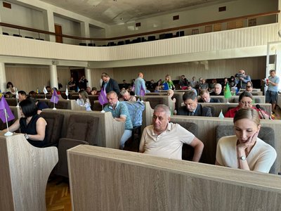 "Не депутати це вирішували": як відбулась сесія черкаської міськради "Не депутати це вирішували": як відбулась сесія черкаської міськради