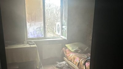 У Черкасах горіла багатоповерхівка: трьох людей врятували, серед них — дитина У Черкасах горіла багатоповерхівка: трьох людей врятували, серед них — дитина