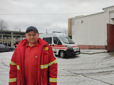 Війська РФ винесли обладнання і знищили медзаклади – лікарі з Житомира про роботу на Херсонщині Війська РФ винесли обладнання і знищили медзаклади – лікарі з Житомира про роботу на Херсонщині