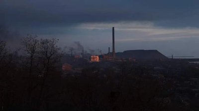 Маріуполь, який ми пам’ятаємо: місто у роботах Олександра Суровцова Маріуполь, який ми пам’ятаємо: місто у роботах Олександра Суровцова